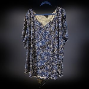 NWT Plus Size Split Neck Top, Santorini Print, Size 30/32